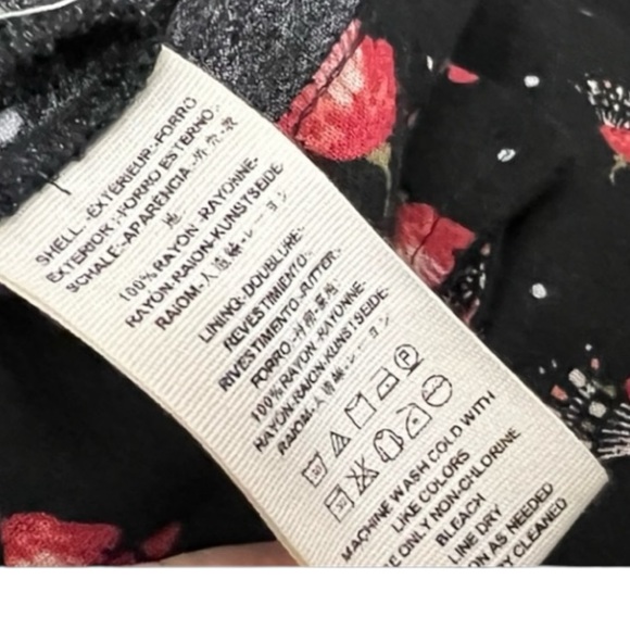 FREE PEOPLE🎄Black with Red Floral white dots keyhole front & back Long Sl SZ SP - Picture 8 of 9